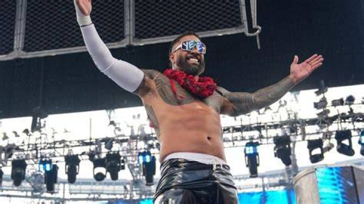 Jey Uso gives himself a new nickname as he continues to flirt with Rhea