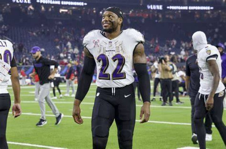 What If Derrick Henry Played Edge? Top NFL RBs Who Could Star at Other
